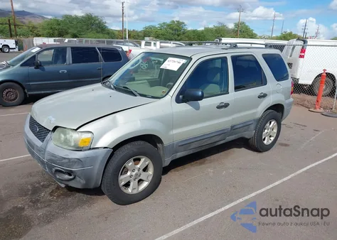 2005 Ford Escape Xlt from USA, damaged, VIN 1FMYU03195KA43190
